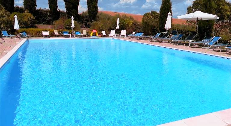 Big holiday apartment with pool & hot tub | Pets are welcome — photo 2