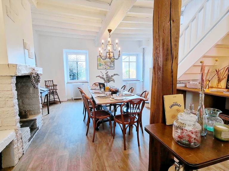 Charming and Comfortable Cottage in Saint-Haon-le-Châtel, Pets Allowed — photo 5