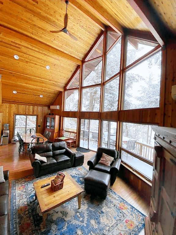 House Lake Sunapee