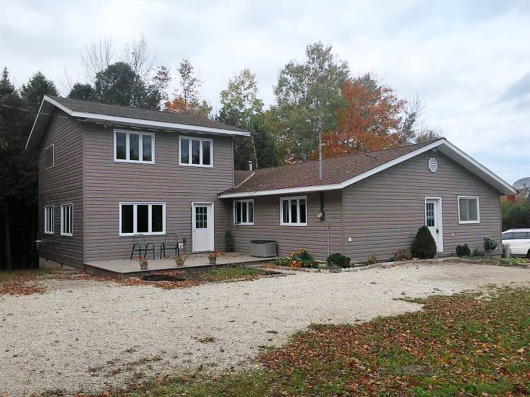 Cabin  Red Bay
