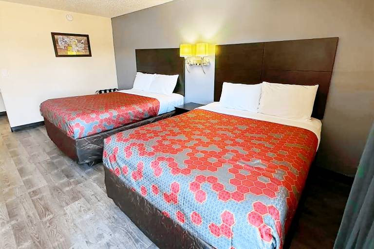 Econo Lodge Waite Park - St. Cloud in Waite Park, MN