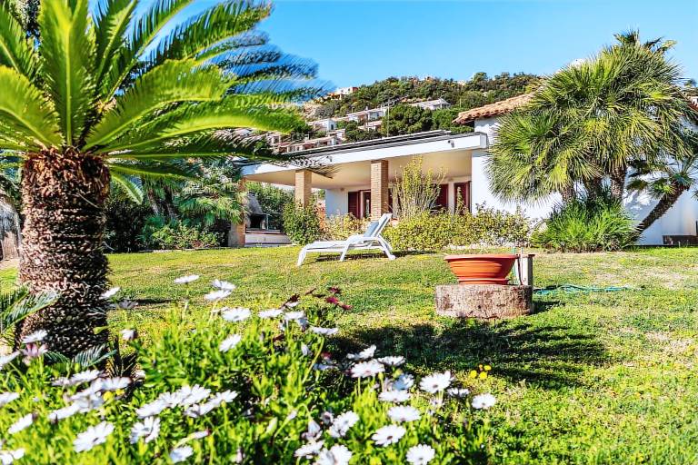 Fully equipped villa with fast internet, terrace & garden | Next to the beach | Suitable for remote work | Pet-friendly — photo 2