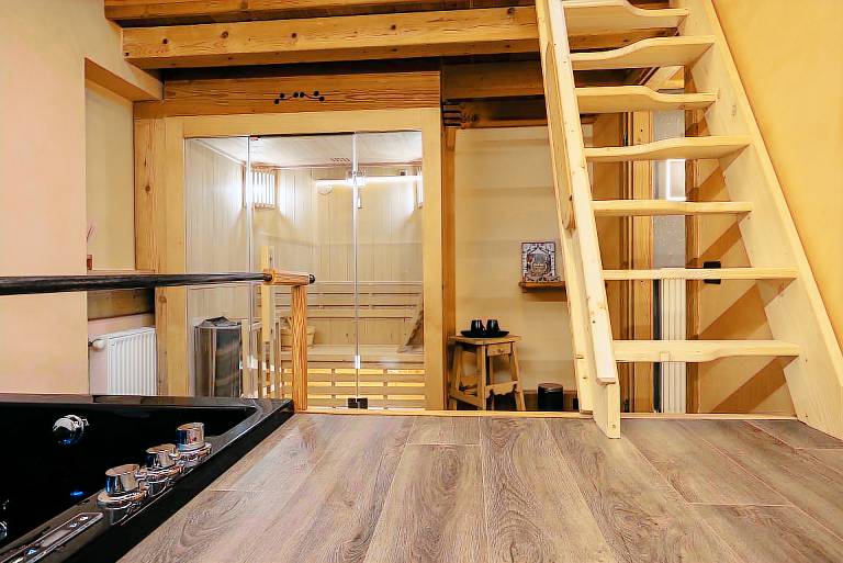 Apartment with hot tub & sauna | Mountain view | Pets allowed — photo 2