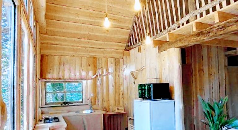 Lovely tent with hot tub | Pets are welcome — photo 4