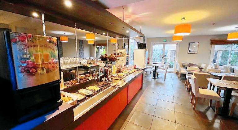 Brit Hotel Confort Montauban — photo 5
