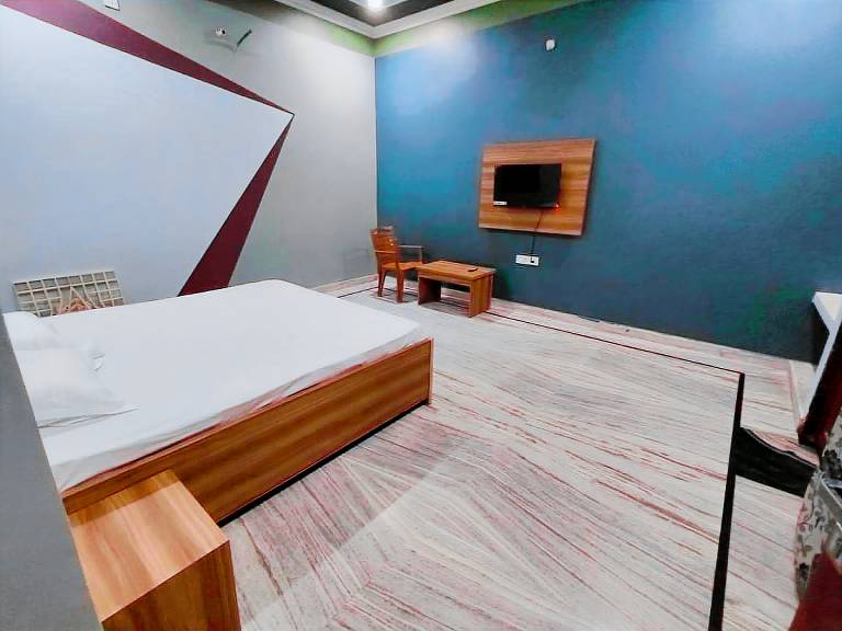 Apartment  Barsana Sector