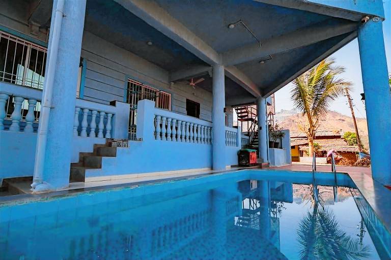 Wonderful villa with yard, pool & BBQ | Water view | Suitable for remote work | Pets allowed — photo 3