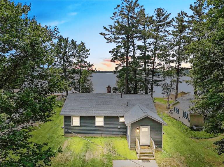 Cottage Kalkaska