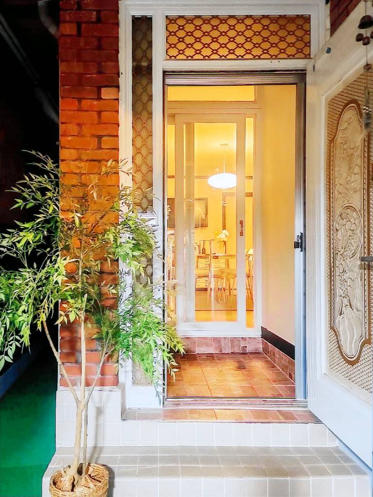 Family-oriented big house with yard | Next to Gwanghwamun | Dogs allowed — photo 4