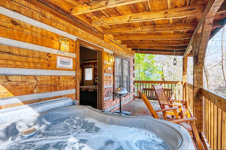 Child-friendly house with jacuzzi, fast internet & BBQ | City view | Dogs allowed — photo 2