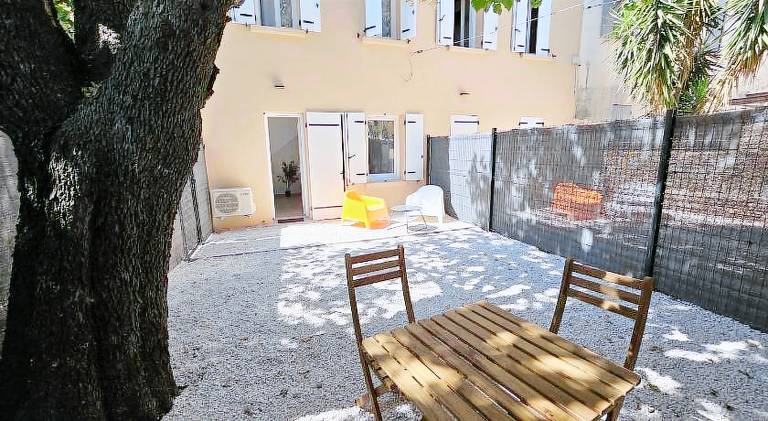 Apartment with 1 room for 2 persons in La Seyne-sur-Mer