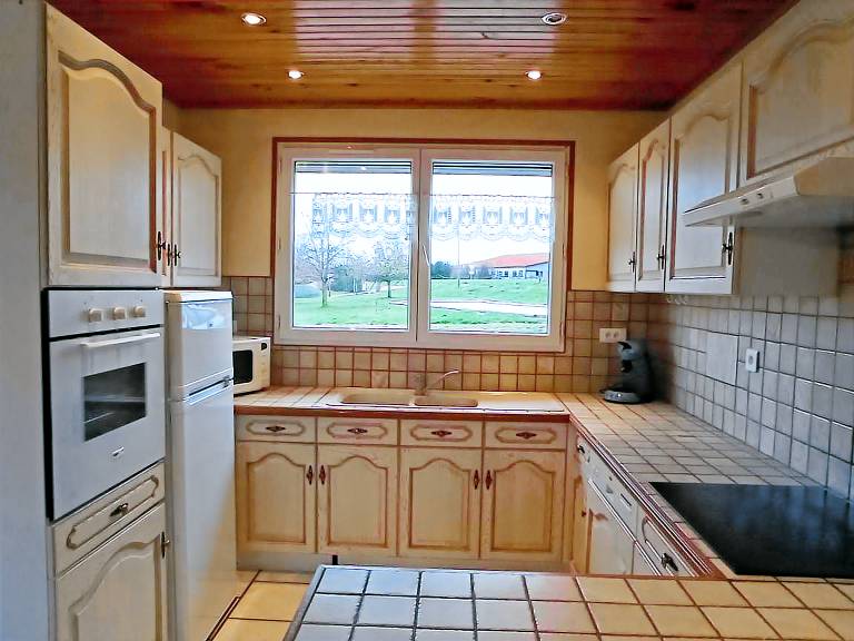 Charming Cottage with Large Garden, Near Spa and Ski Resorts — photo 3