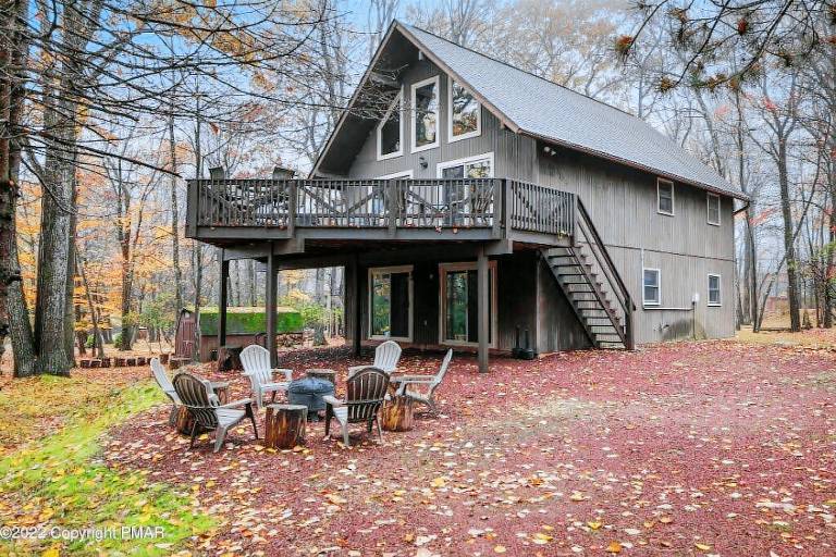 Cabin Lake Harmony
