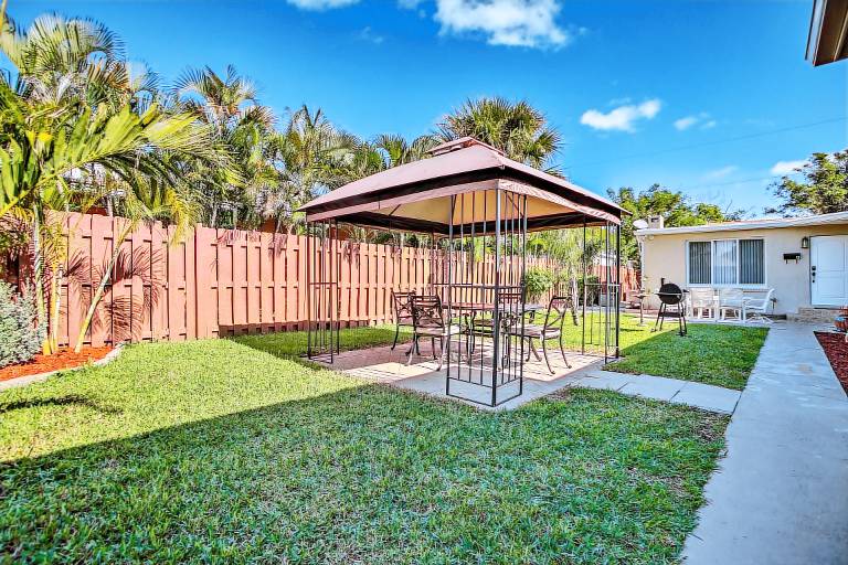 House Pompano Beach