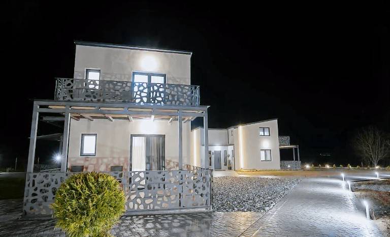 Απαρχοτέλ  Αριδαία