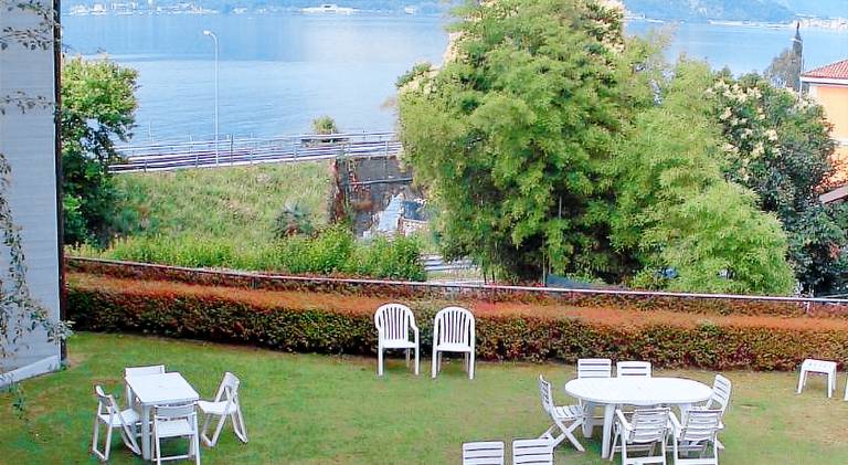 Serviced apartment with garden & terrace — photo 3