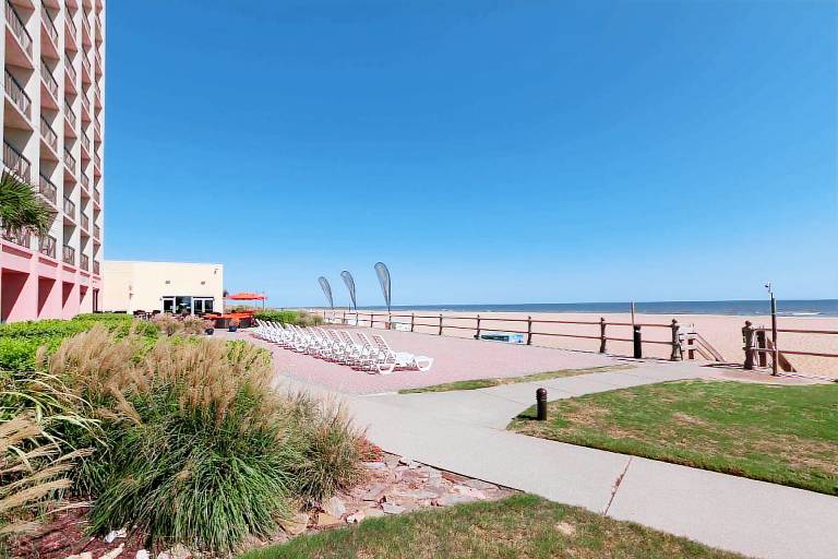 Wyndham Virginia Beach Oceanfront in Virginia Beach, VA