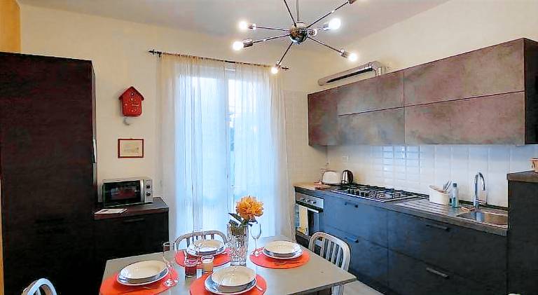 Apartment with 2 rooms for 4 persons in Loano