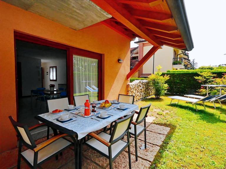 House with garden, barbeque & pool — photo 2