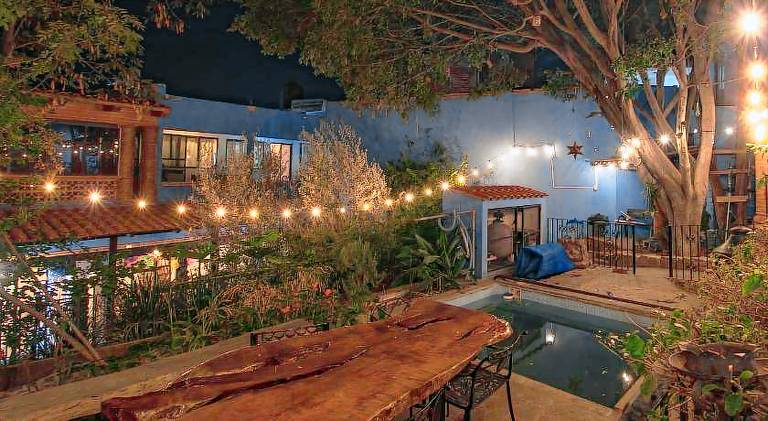 Holiday apartment with pool, yard & patio | Dogs allowed — photo 3