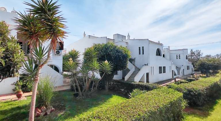 Holiday apartment with terrace, yard & BBQ | Beach nearby | Good for workation | Dogs allowed — photo 3