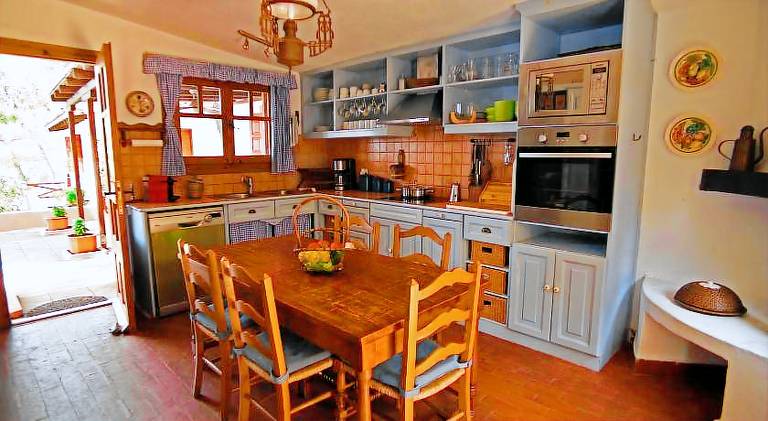 Fully equipped villa with garden & terrace | Close to the beach | Good for workation | Pet-friendly — photo 3