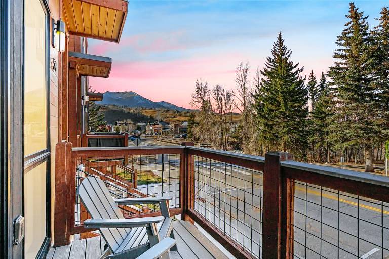 New Listing! Rooftop Haven Hot Tub, BBQ & Views of Buffalo Mountain — photo 3