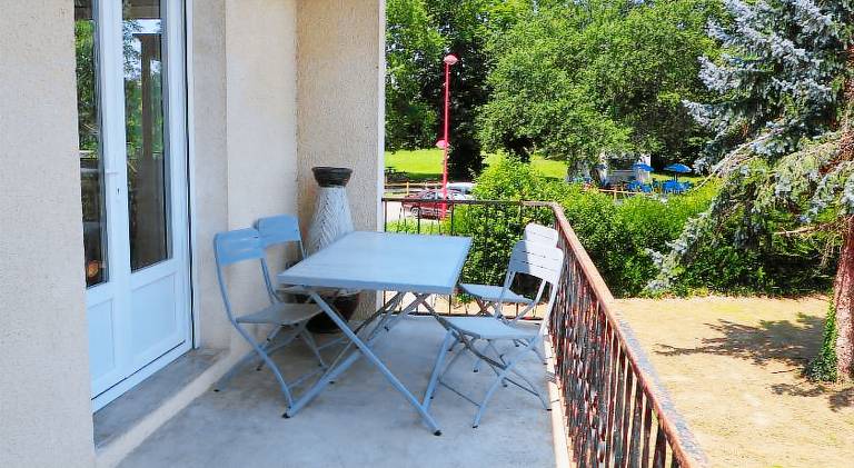 Vacation home with garden, barbeque & terrace in Montauban