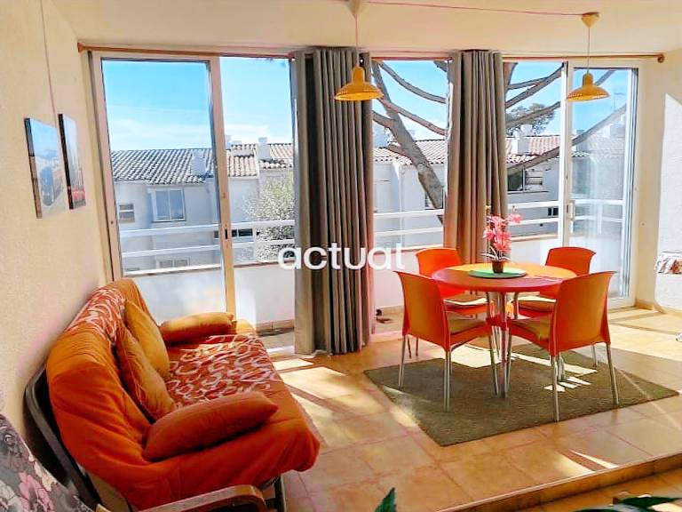 Holiday apartment with yard & pool in Castell-Platja d'Aro