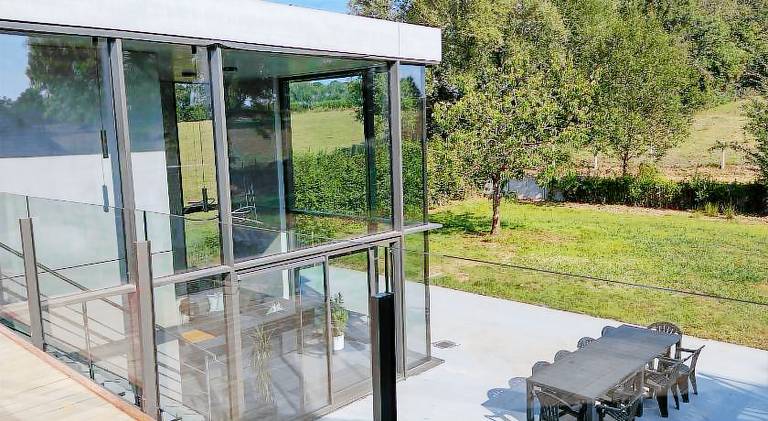 250 m&sup2; Ferienhaus