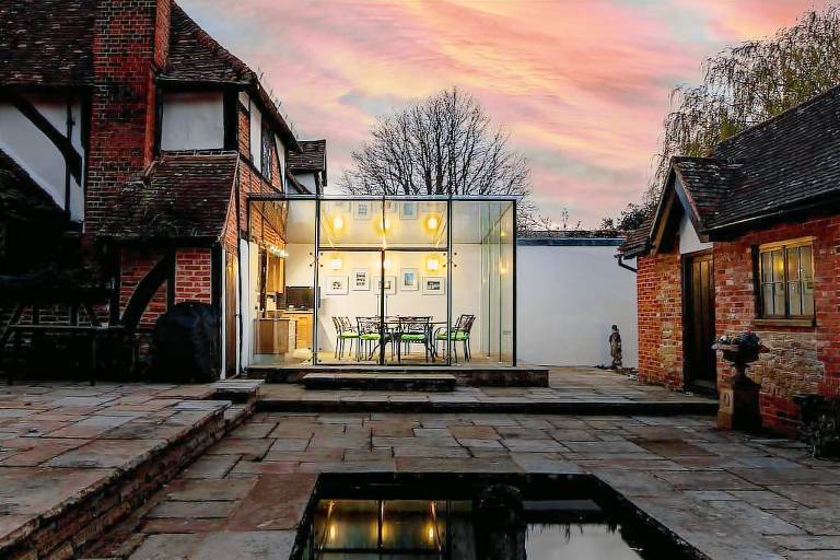House Shere