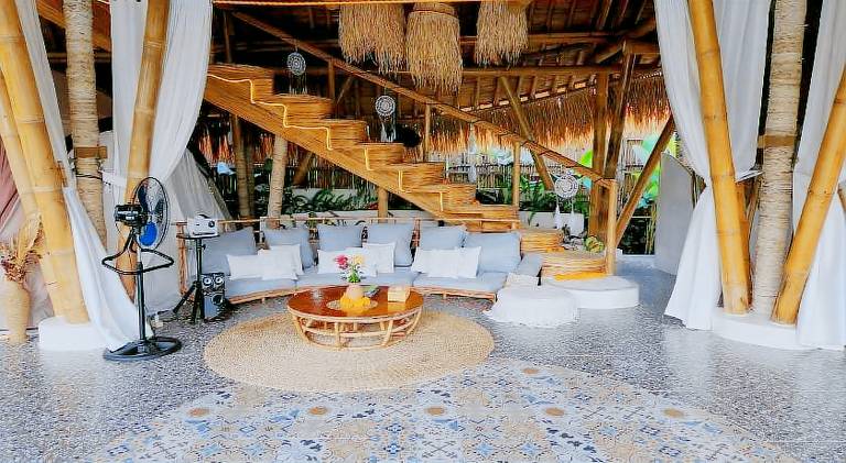 Villa with pool — photo 3