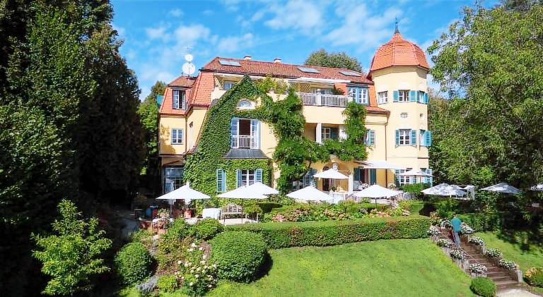 Hotel Seeschloßl Velden in Villach
