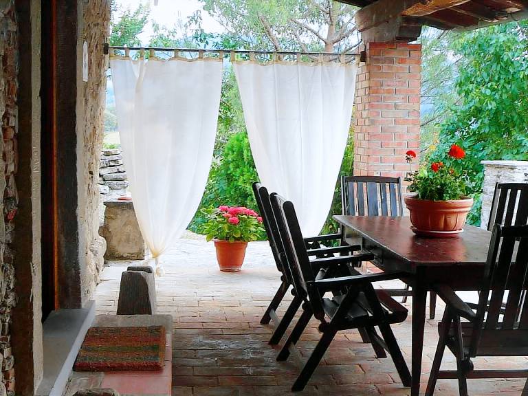 House with yard, barbecue & pool | Nature view | Pets allowed — photo 3