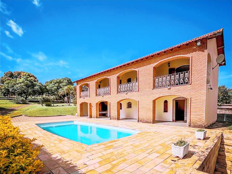 Casa  Jarinu