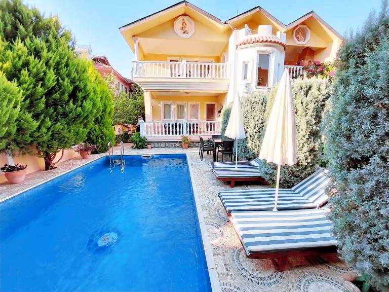 Ferienvilla mit Selbstverpflegung in Dalyan