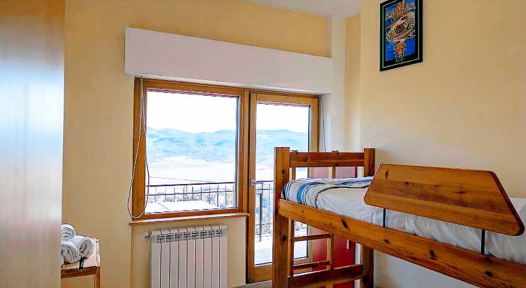 Rental apartment with 2 rooms for 4 persons — photo 4