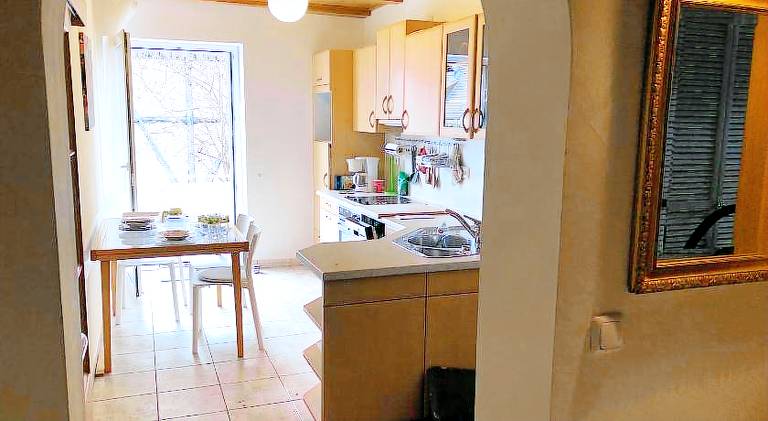 Apartment in Gelb, mit Balkon, Kamin, 50 Schritte zu Radweg, ideal for Long Stay, 4 Singles in Singl — photo 3