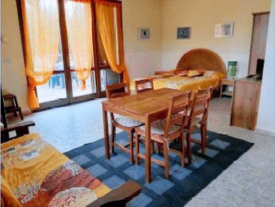 Rental apartment with garden & barbecue — photo 4