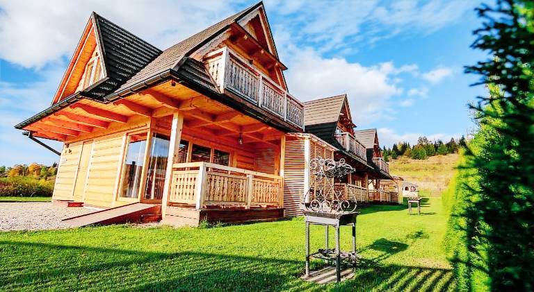 Charming chalet with garden, jacuzzi & patio | Dogs allowed in Bukowina Tatrzanska