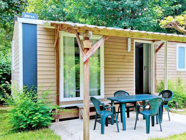 Mobile home with heated pool & terrace | Pet-friendly — photo 4