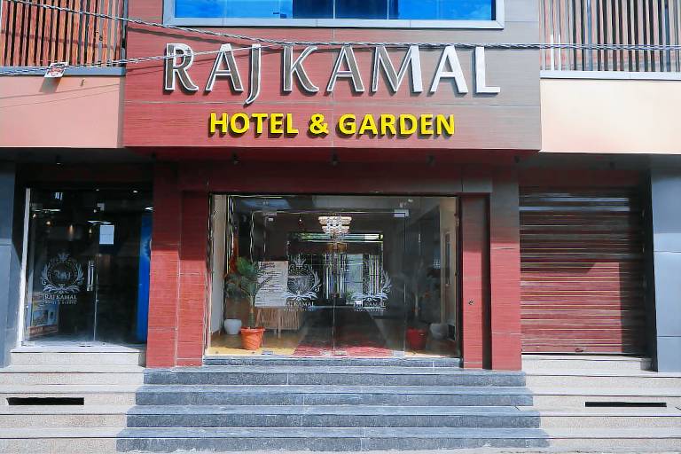Raj Kamal Hotel & Garden — photo 2