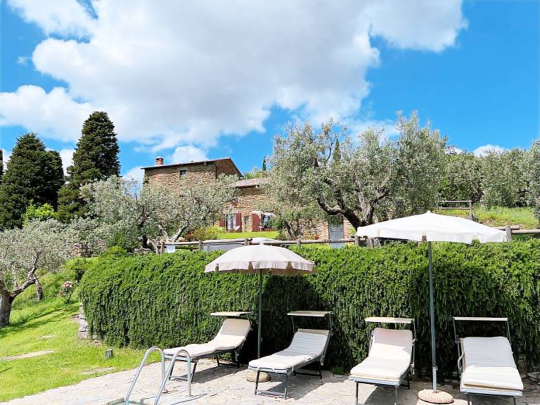 Child-friendly lovely villa with barbecue, garden & private pool | Panoramic view | Pets are welcome — photo 2