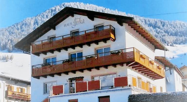 Rental apartment with yard & patio in Nauders