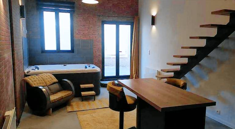 Apartment with sauna & hot tub — photo 3