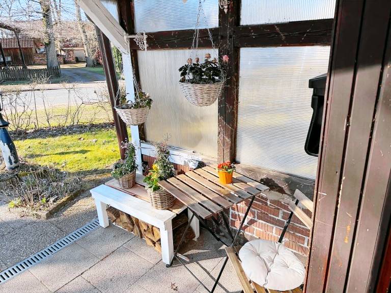 House with garden, grill & patio — photo 2