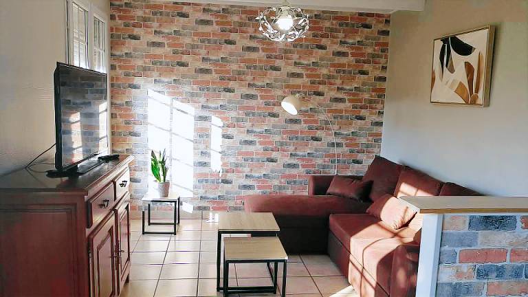 Charming gite with BBQ, garden & patio | Pets allowed — photo 3