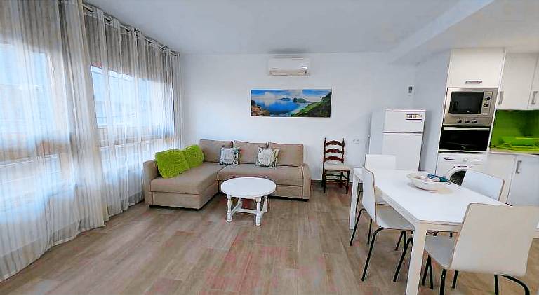 Holiday apartment with 2 rooms for 4 persons — photo 3