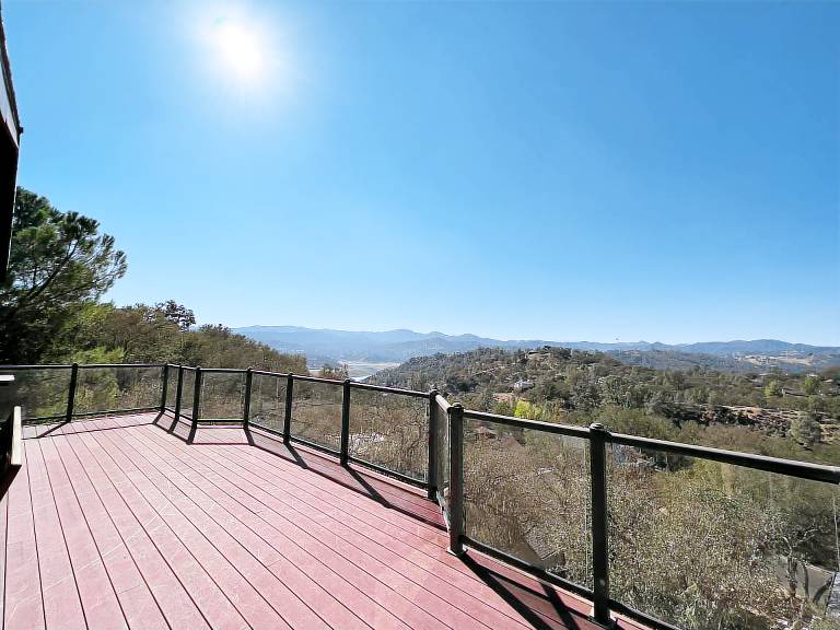 House  Lake Nacimiento
