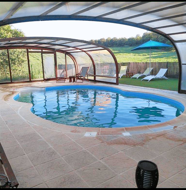 Big gite with yard, sauna & pool | Pets allowed — photo 3